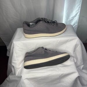 Nike Women’s  Gray Sneakers with Cream Sole